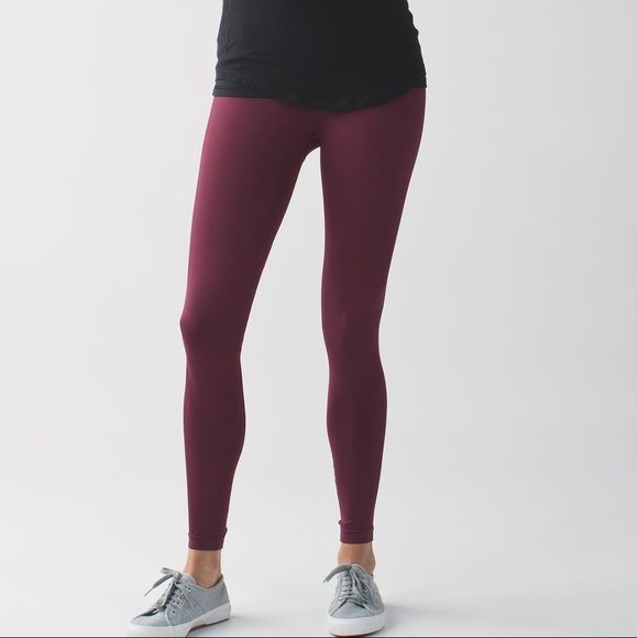 🍋 Lululemon Zone In Tight
Wine Berry sz 4 - Picture 1 of 7